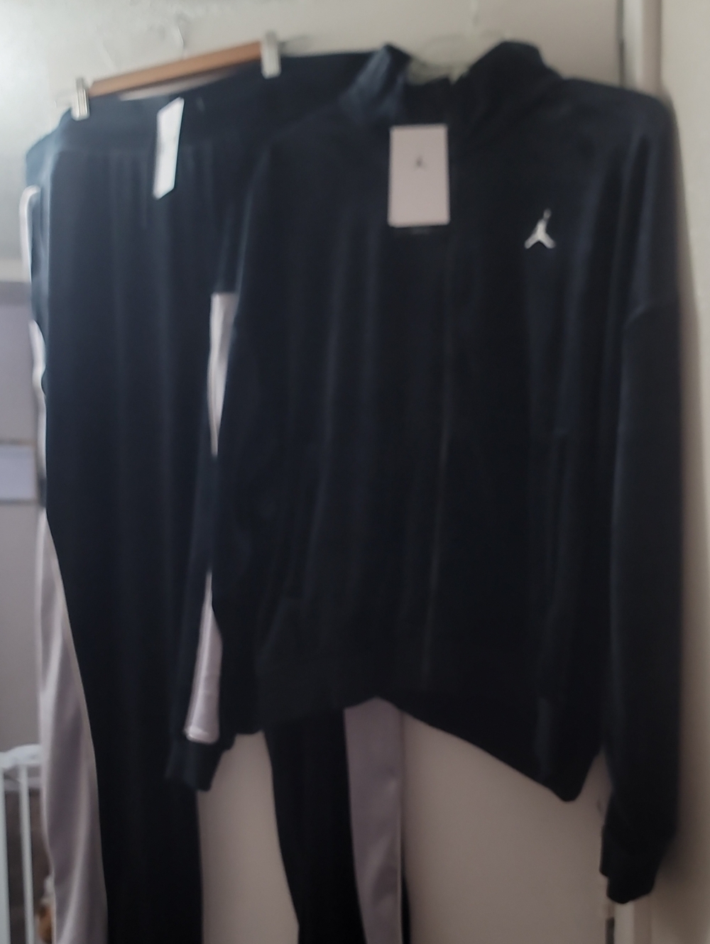 Nike Air Jordan FlightWomen's Velour Tracksuit SetBlack 2x NWTDV1398, DV1406-010